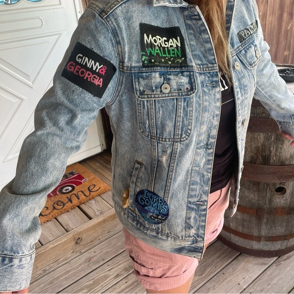 Custom made handpainted jacket - Picture 10 of 16